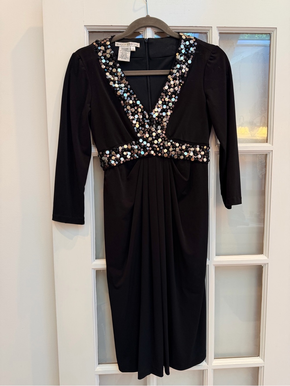 Vintage Maggy London Y2K Black Formal Sequin Embellished V-Neck Dress Size 2